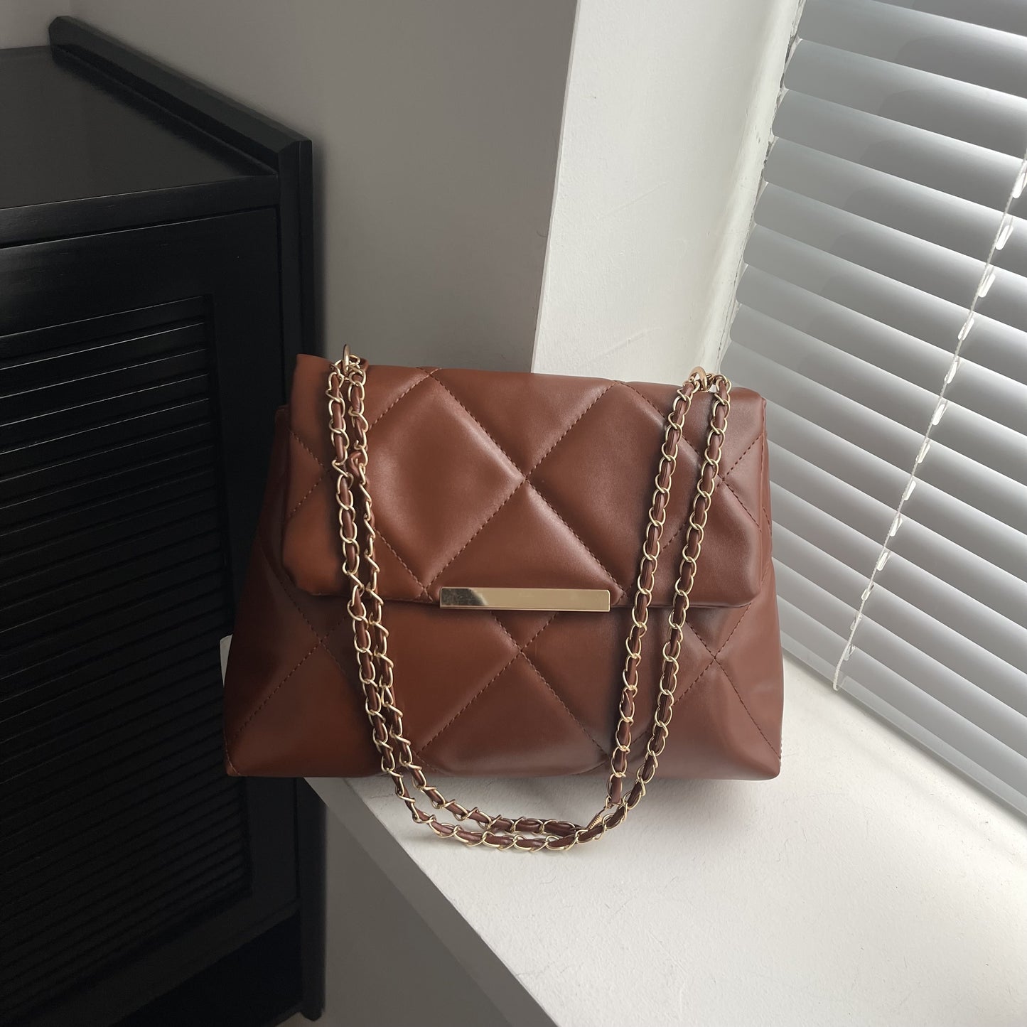 Chic Essence Quilted Leather Hand Bag