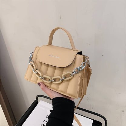Chic Vista - Elegant Chain Sling bag