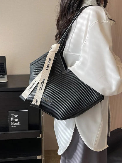 Posh Palette - Elegant Shoulder Bag