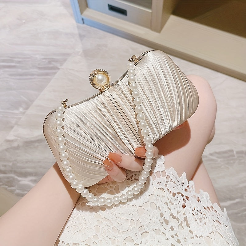 Allure: Captivate in Endless Luxury with Bridal Clutches.